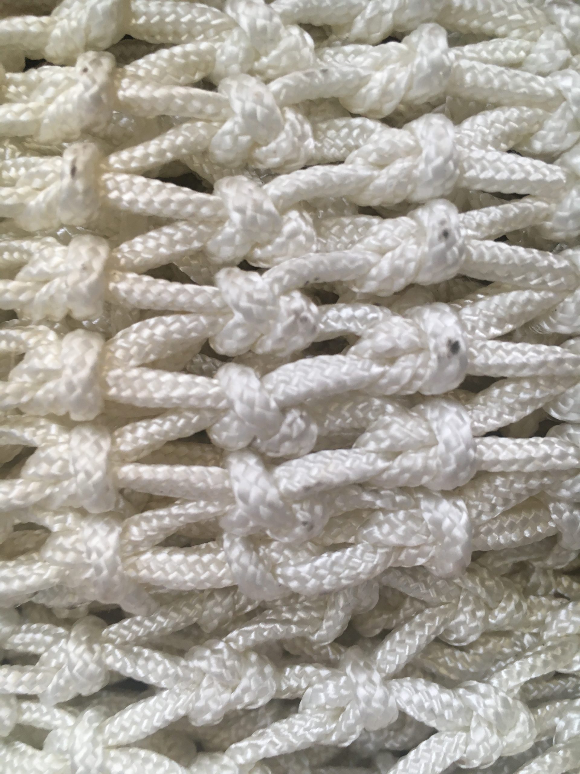 Cuerdas de poliamida de alta resistencia, simples o dobles. Varias dimensiones disponibles para diferentes usos.